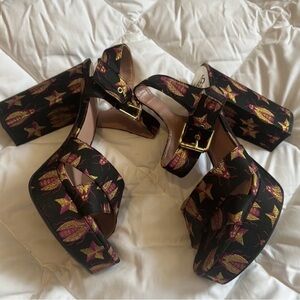 Sam Edelman Black and Pink Star Platforms